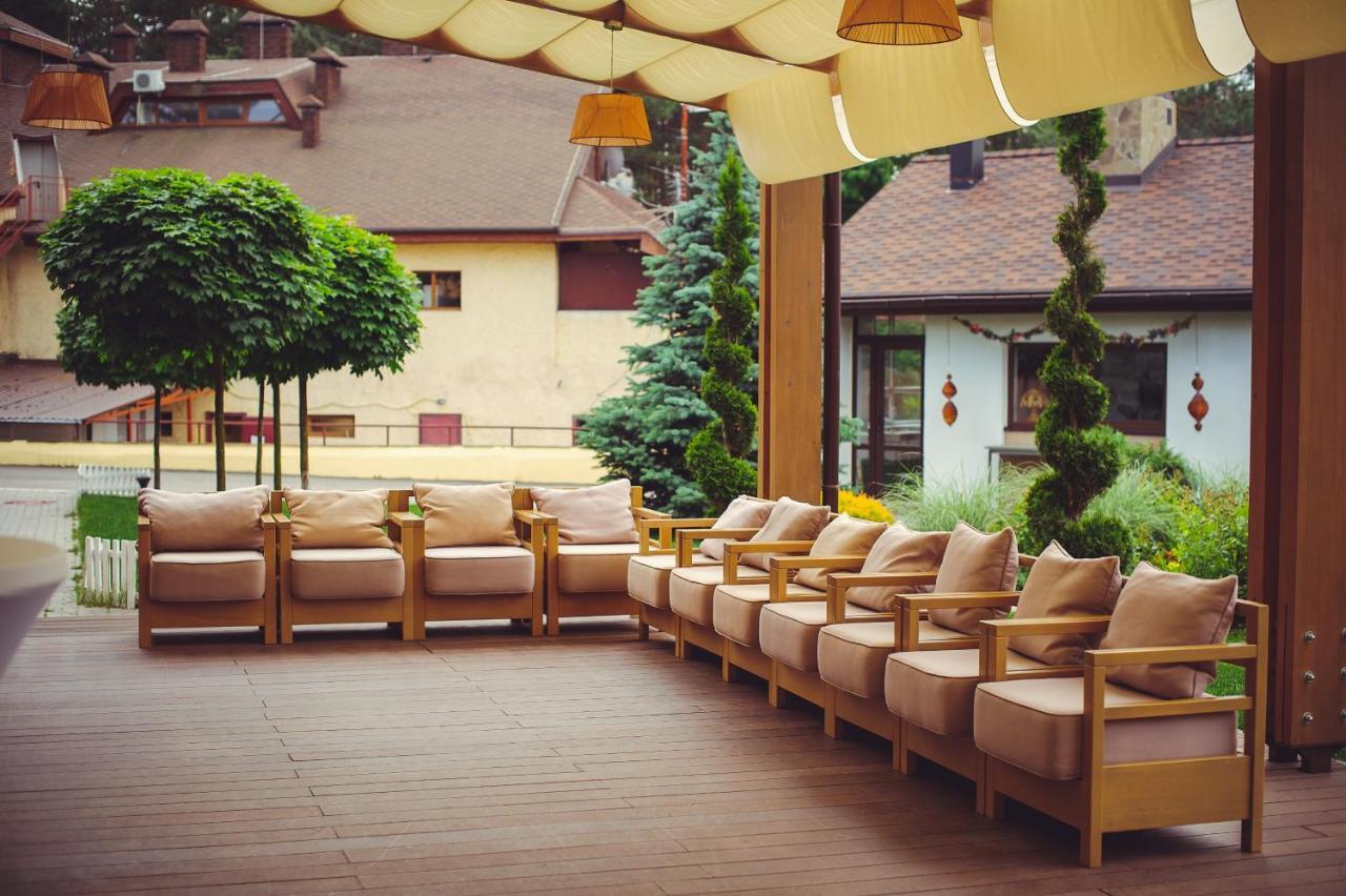Трипільське Сонце Hotel Podgortsy  Eksteriør billede